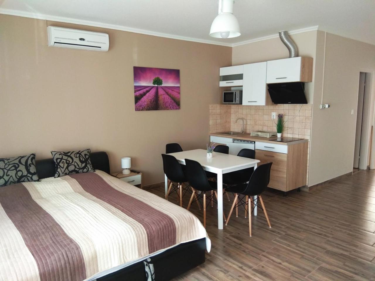 Alom Apartman Hajdúszoboszló Dış mekan fotoğraf